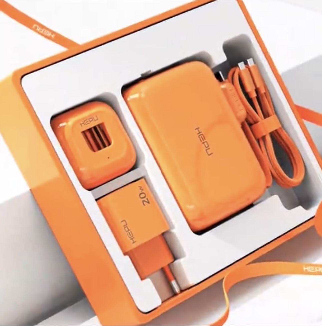 COFFRET CHARGEUR HEPU ORANGE 4-EN-1